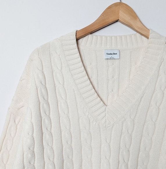 SUNDAY BEST Peggy V Neck Sweater White Wool S Small Aritzia - Picture 10 of 13